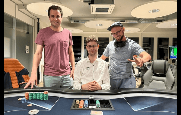 Donnerstag 100K Double Stack mit 64 Entries