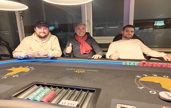 Super Deep Stack