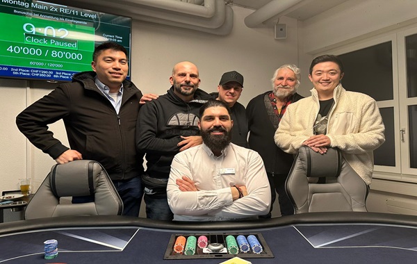 Monday Main 100K/Ticket 290 on top